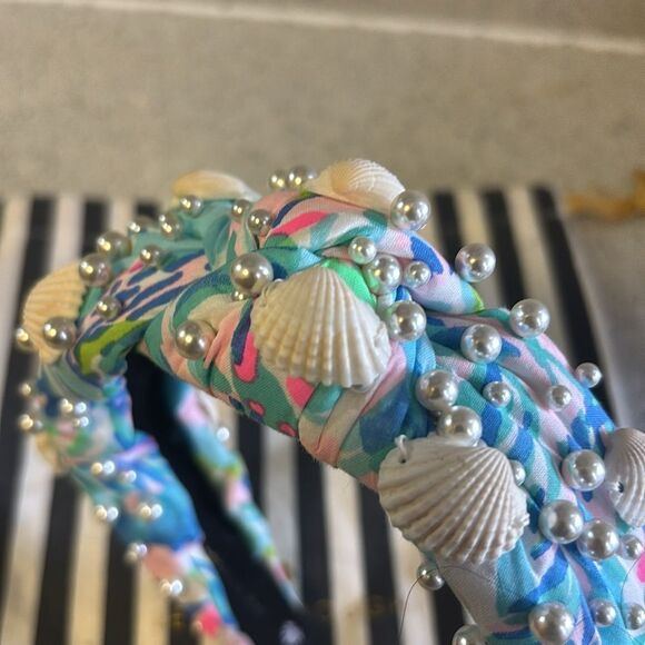 Lele Sadoughi x Lilly Pulitzer Multicolor Headband with Pearls and Shells - Picture 5 of 9